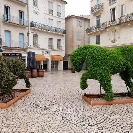 Apartamento T2 Avec Balcon à15 Km De La *